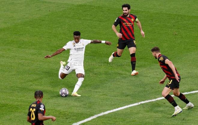 伦纳德拿下 伦纳德拿下