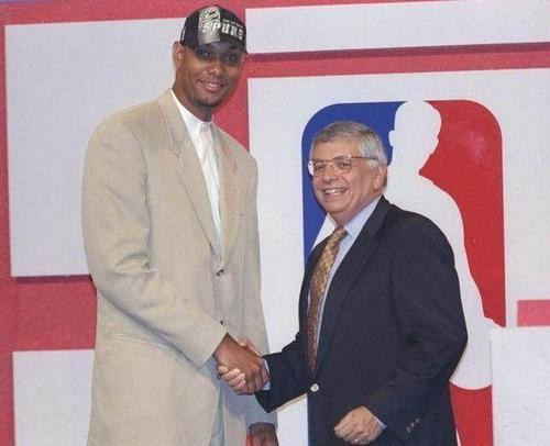 一直备受球 一直备受球