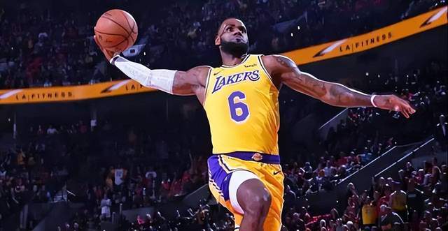 大谷翔平因其卓越的二刀流表现，被《时代周刊》评选为全球百大影响力人物